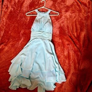 Light blue knee-length dress